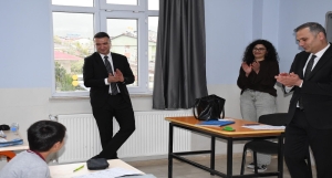Kaymakamımız Sn. Musa AYYILDIZ okul ziyaretleri kapsamında Cumhuriyet Ortaokulu ve Mehmet Akif Ersoy İlkokulunu ziyaret etti.